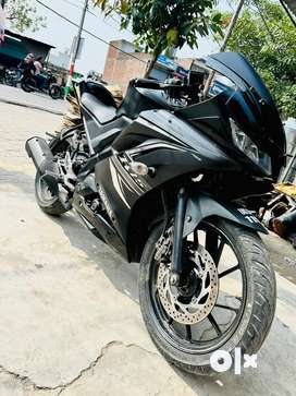 R15 v3 deals z black