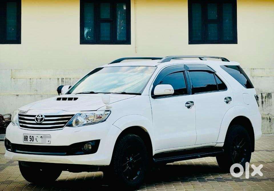 Toyota Fortuner 3.0 4x2 Automatic, 2013, Diesel