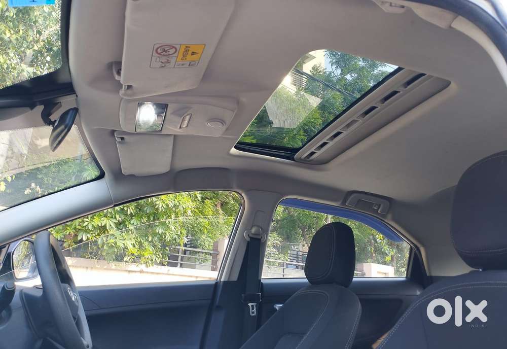 Tata Nexon 1.2 Revotron Xma Amt (s), 2022, Petrol