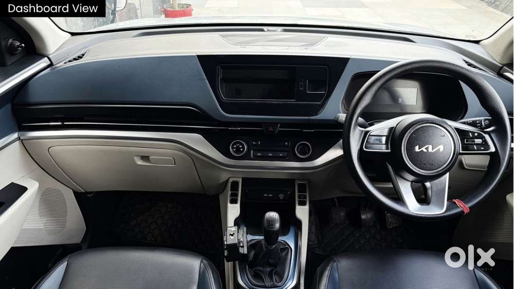 Kia Carens 1.4 Premium 7 Str, 2023, Petrol