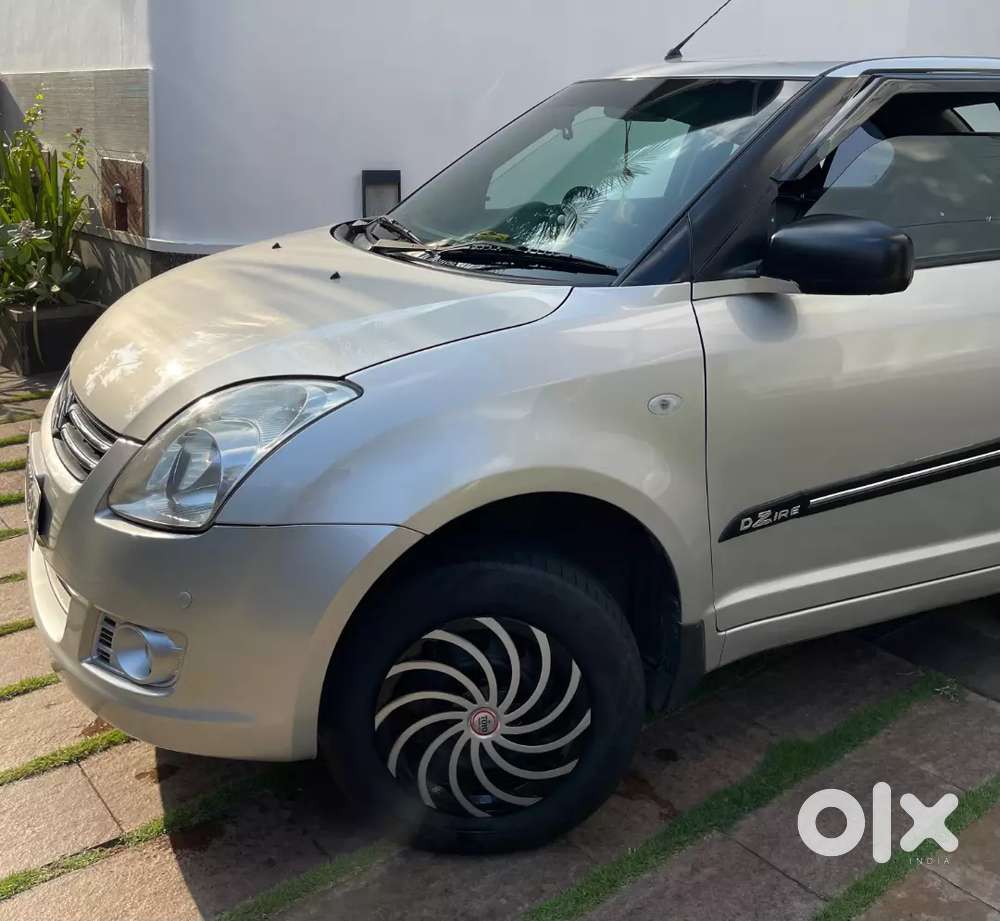 Maruti Suzuki Swift Dzire 2011 Petrol Well Maintained
