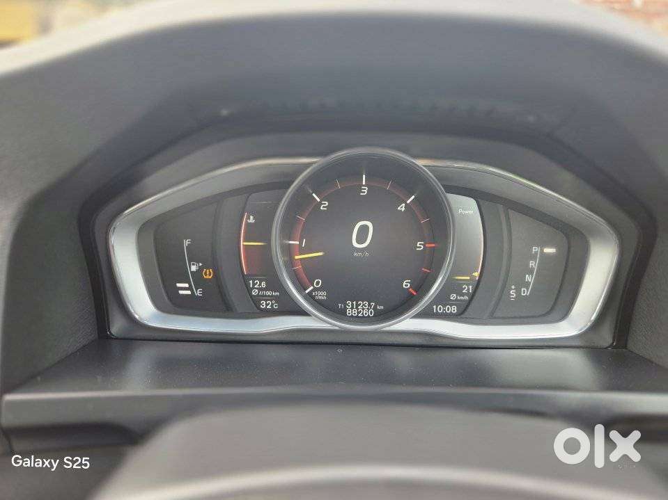 Volvo V90 Cross Country D5 Inscription, 2017, Diesel