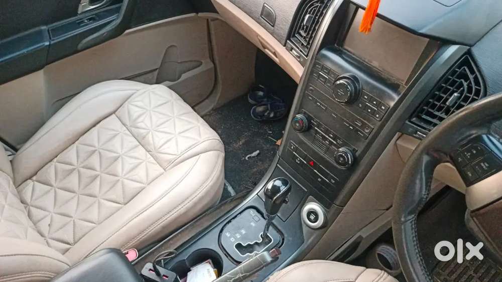 Mahindra Xuv500 2016 Diesel 65000 Km Driven