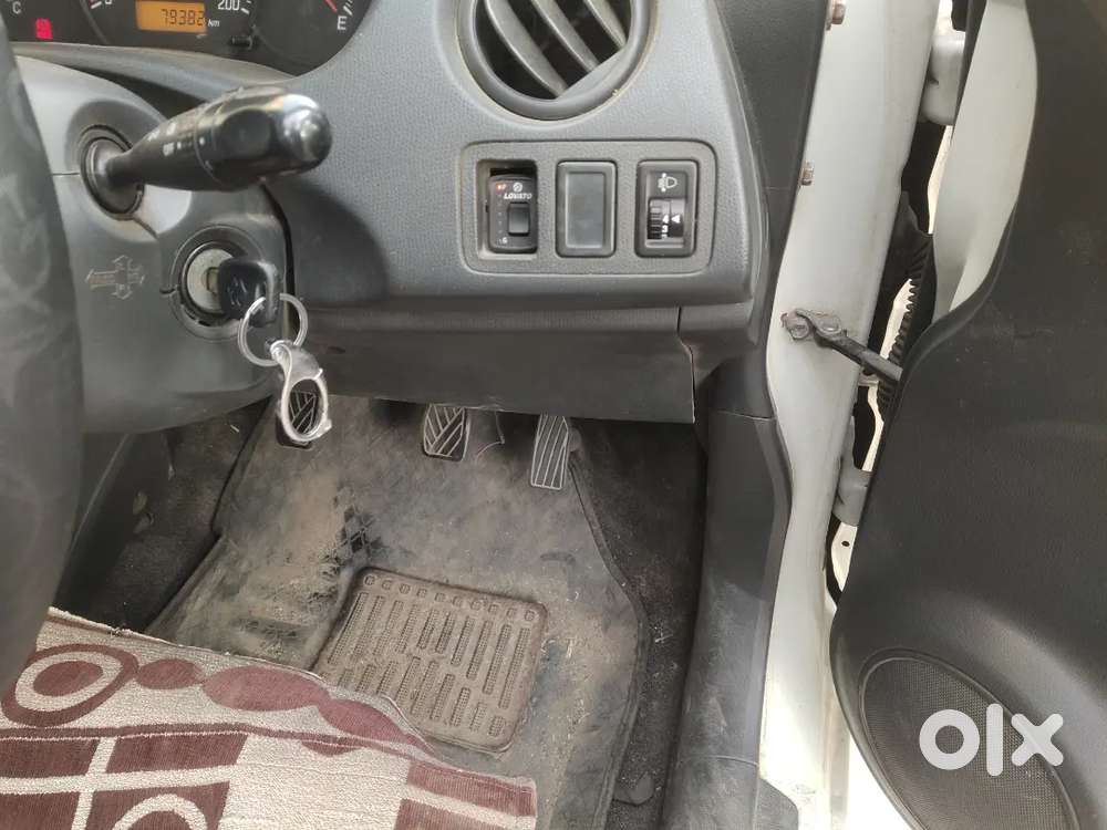 Swift 2010 Lxi Petrol Cng Parcing Puru Thayel Che