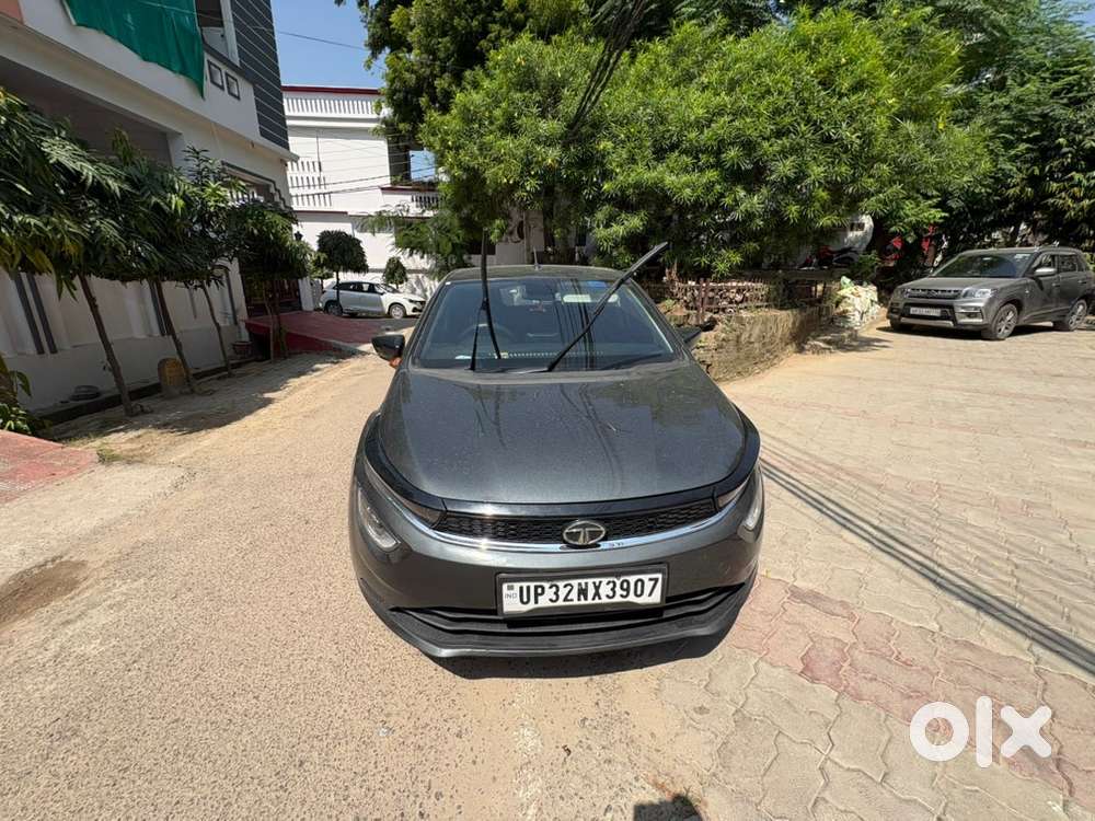 Tata Altroz Petrol Manual 2023