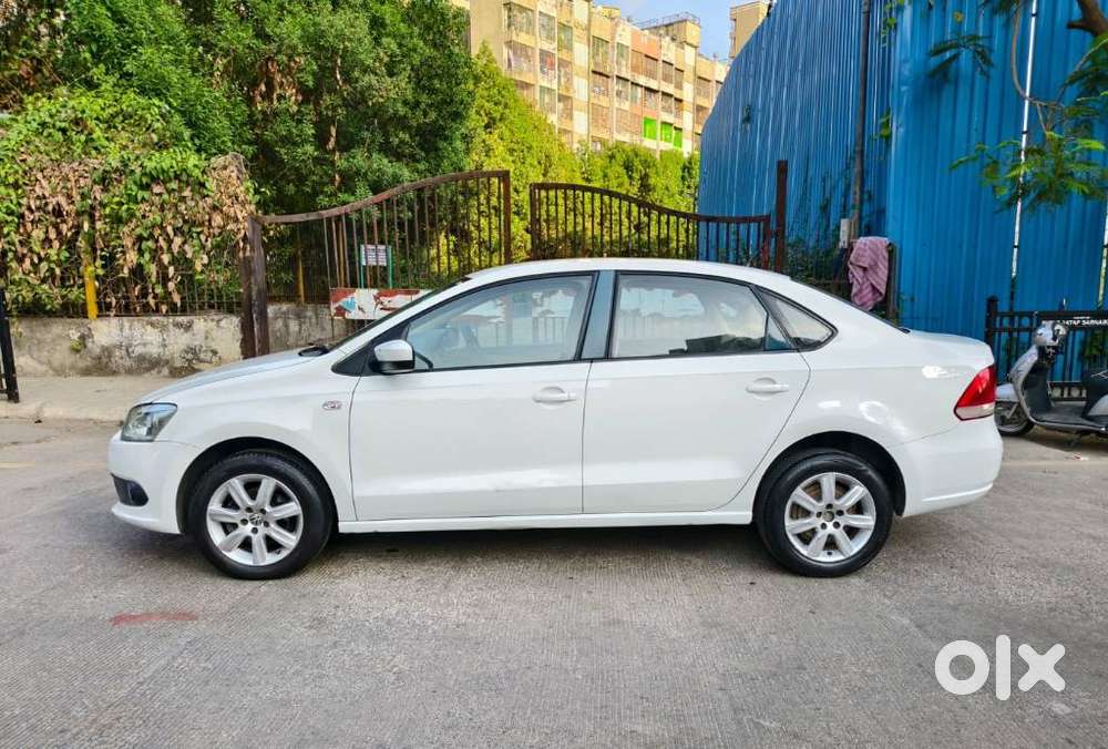 Volkswagen Vento 2010-2013 Petrol Highline, 2011, Petrol