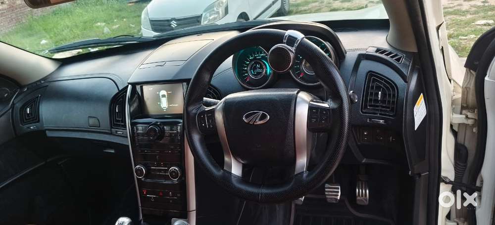 Mahindra Xuv500 At W10 Awd, 2016, Diesel