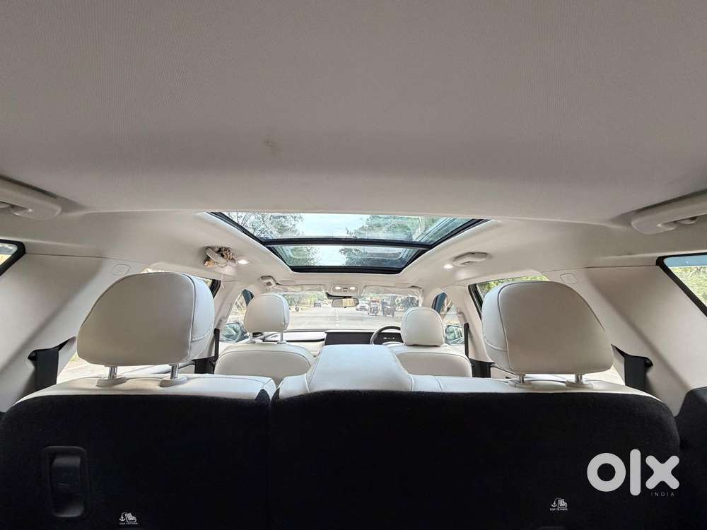 Mahindra Xuv700 2.0 Ax 7 Petrol At Luxury Pack Str, 2025, Petrol