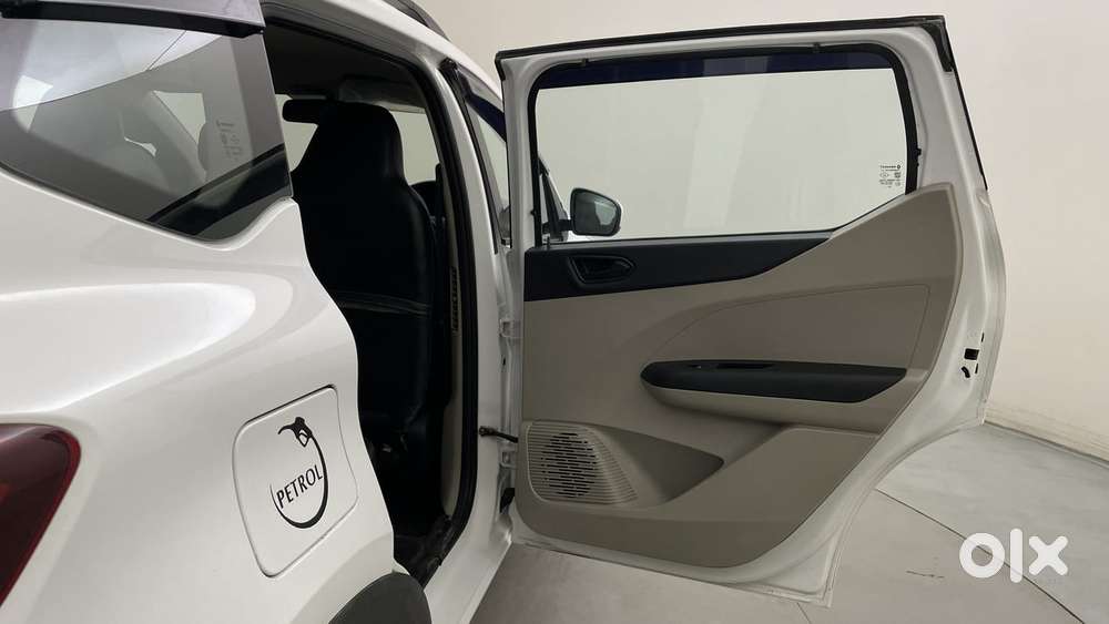 Renault Triber Rxt, 2020, Petrol