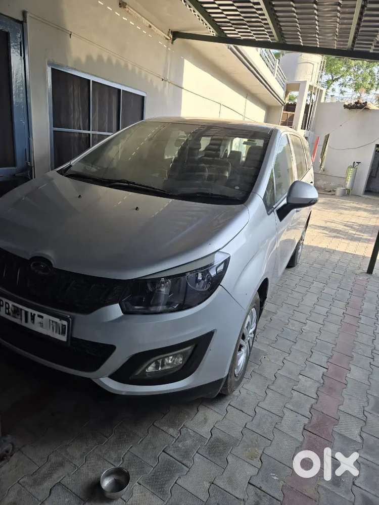 Mahindra Marazzo 1.5 Plus 2018