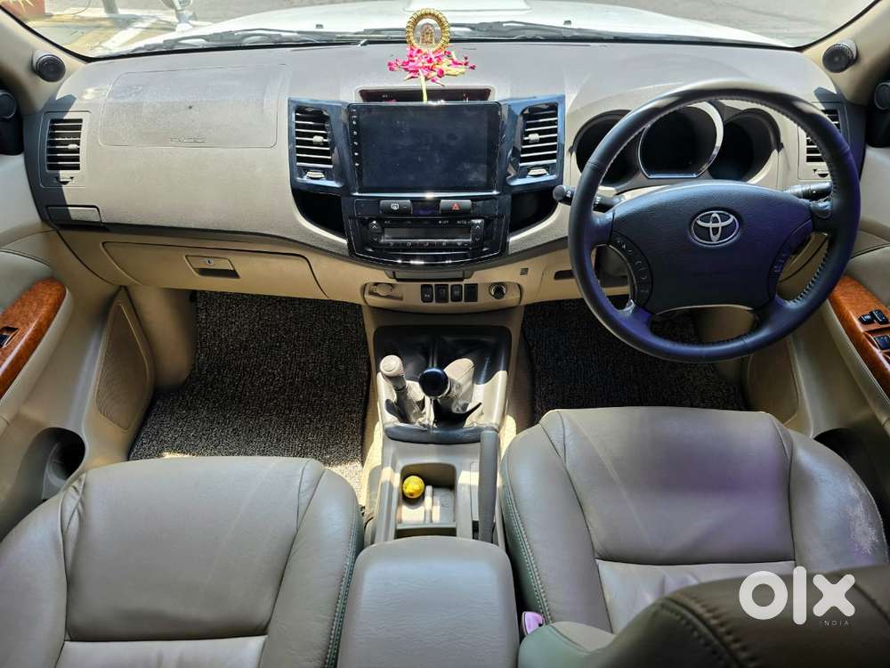 Toyota Fortuner, 2011, Diesel