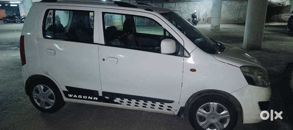 Wagnor Vxi Cng Plus Petrol