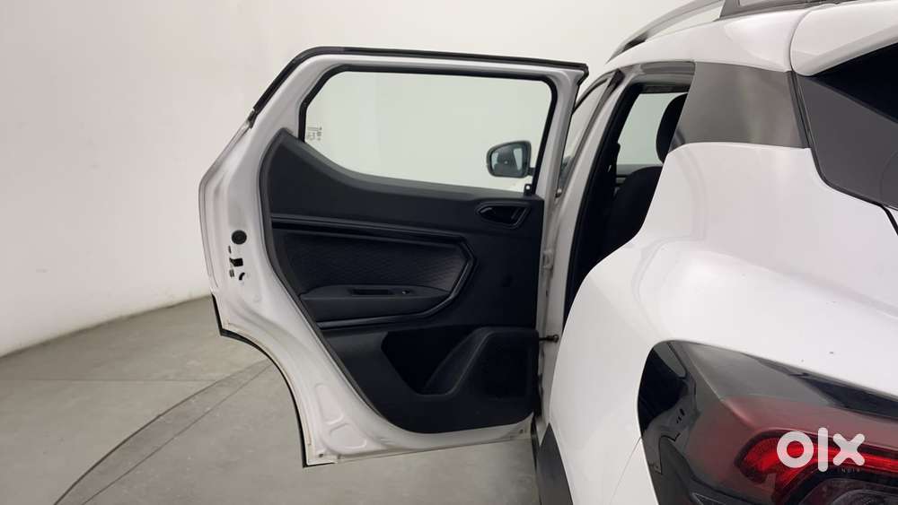 Renault Kiger Rxz Turbo Cvt, 2022, Petrol