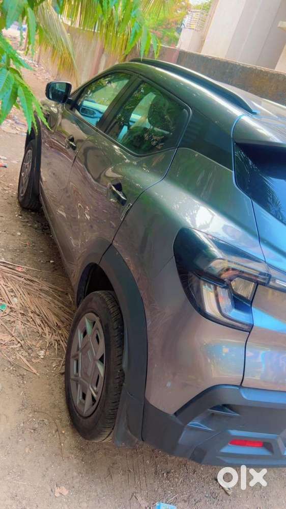 Renault Kiger 2025 Petrol Well Maintained