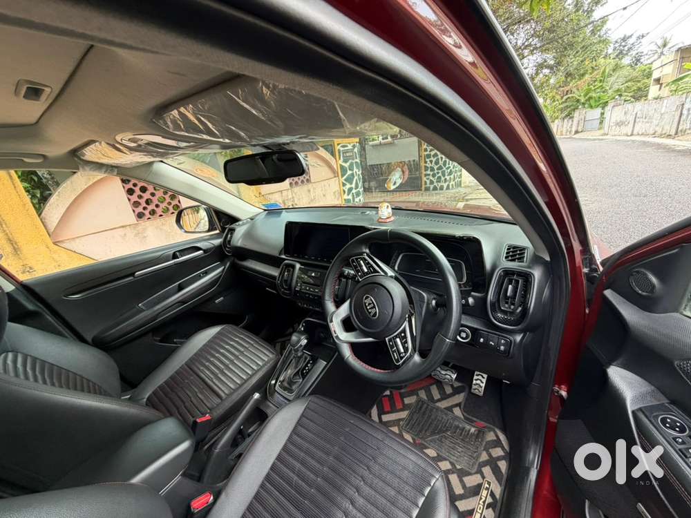 Kia Sonet Petrol 2021
