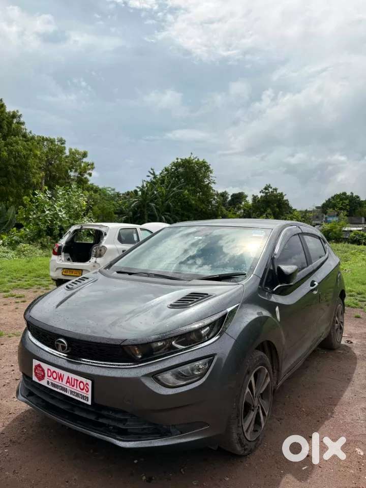 Tata Altroz Xz Plus (s), 2024, Petrol