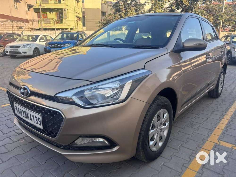 Hyundai Elite I20 Sportz (o) 1.2, 2015, Petrol