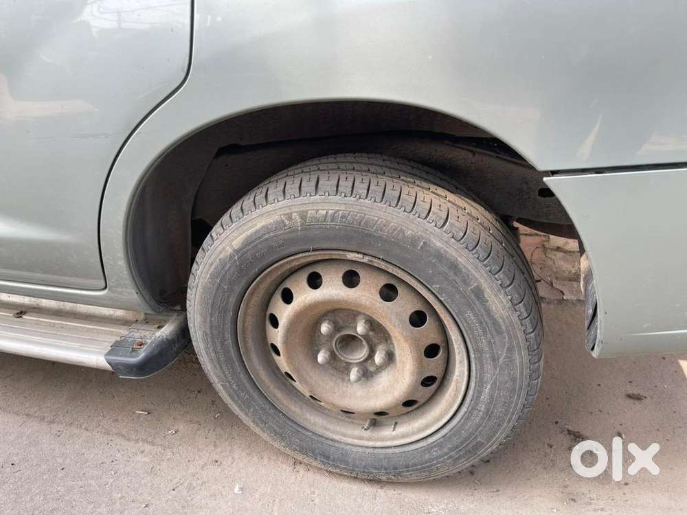 Toyota Innova 2005 Petrol Well Maintained