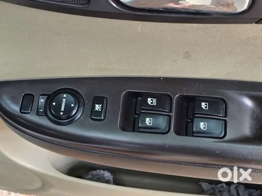 Hyundai I20 Asta Crdi 2010 Diesel 115000 Km Driven .f. C Till Sep 2030