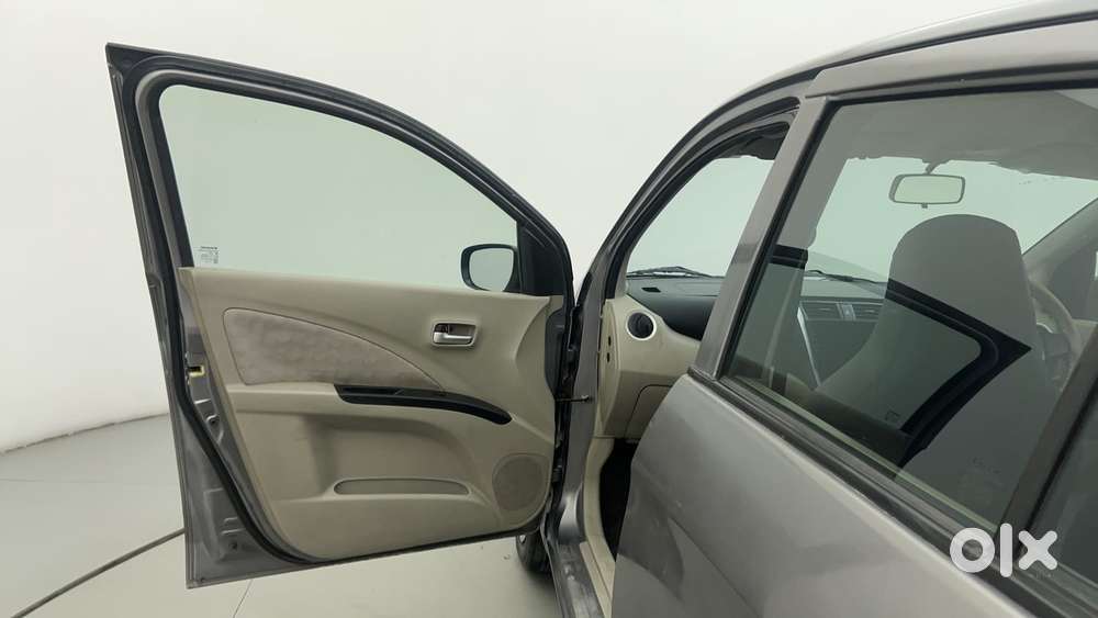 Maruti Suzuki Celerio Zxi Optional Amt, 2016, Petrol