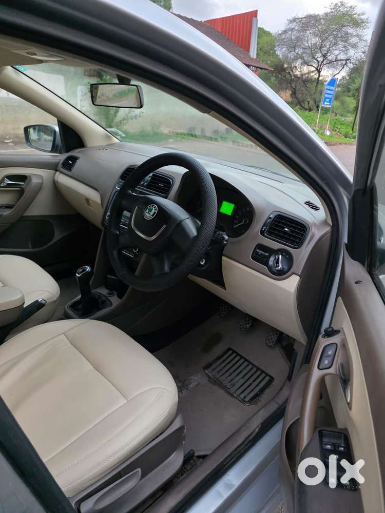 Skoda Rapid 1.5 Tdi Cr Elegance Plus, 2012, Diesel