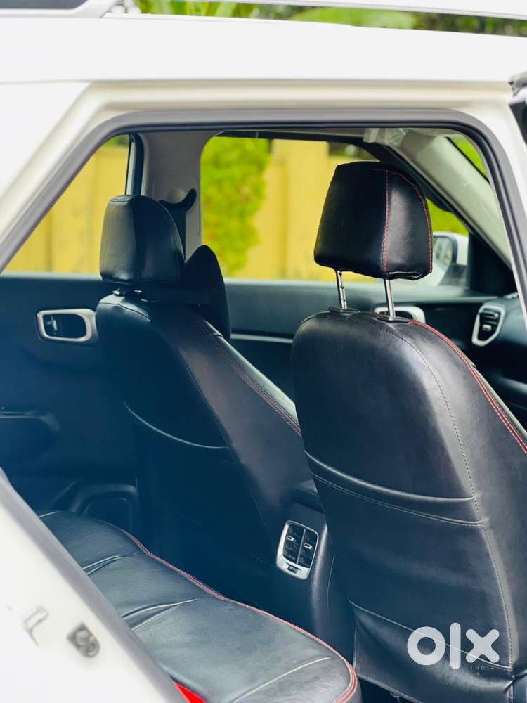 Hyundai Venue S 1.2 Petrol, 2022, Petrol