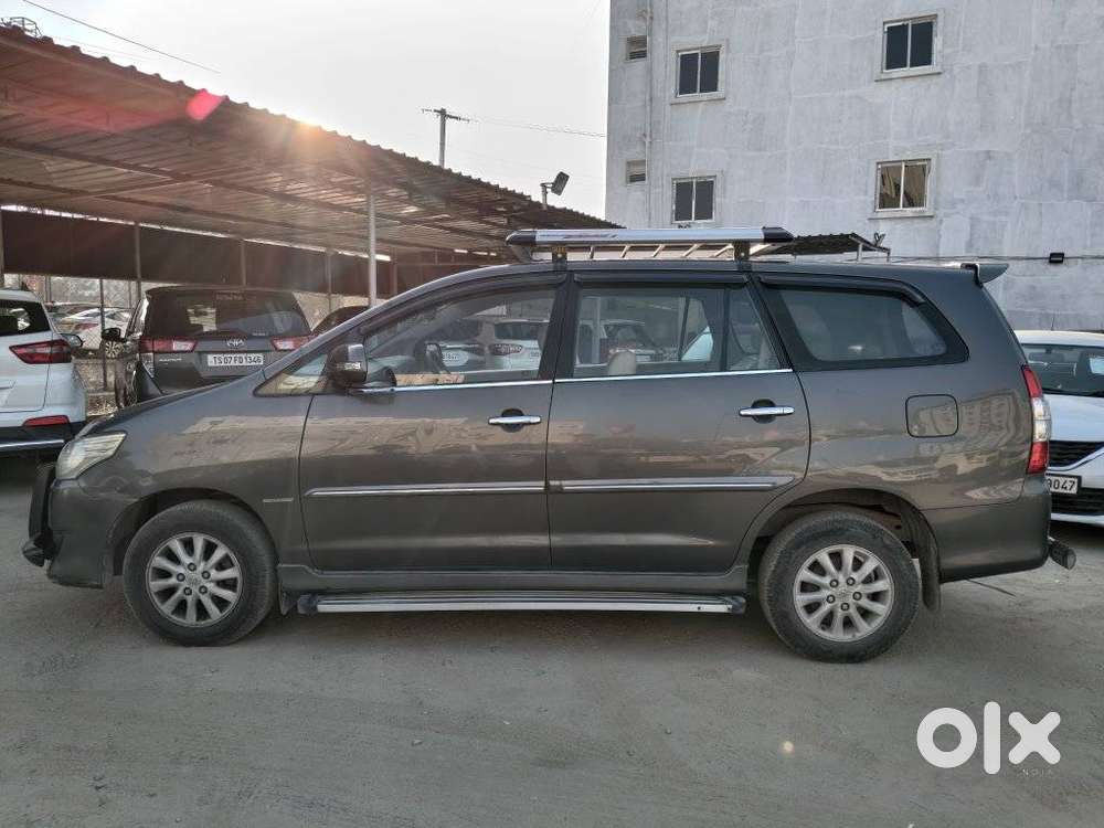 Toyota Innova [2013-2016] 2.5 V Diesel 7 Str, 2012, Diesel
