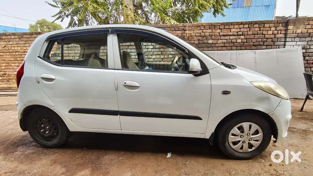 Hyundai I10 Magna Petrol Manual 2013