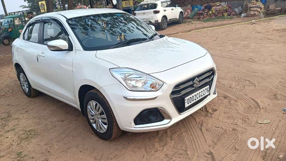 Maruti Suzuki Swift Dzire 1.3 Zxi, 2023, Petrol
