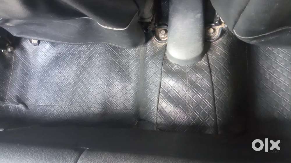 Single Hand Driven Best Cng Alto Nov 2010