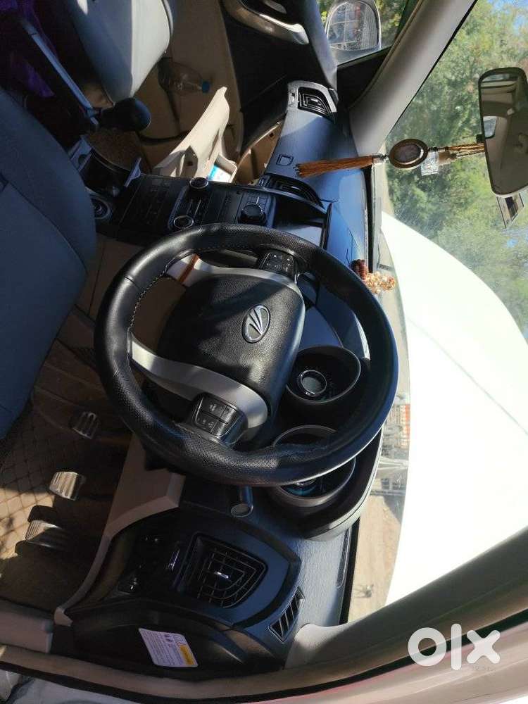 Mahindra Xuv500 2.2 W10, 2016, Diesel