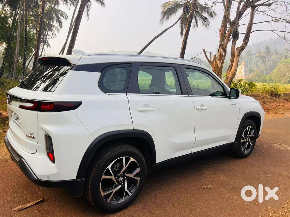 Toyota Urban Cruiser Hyryder Petrol Good Condition