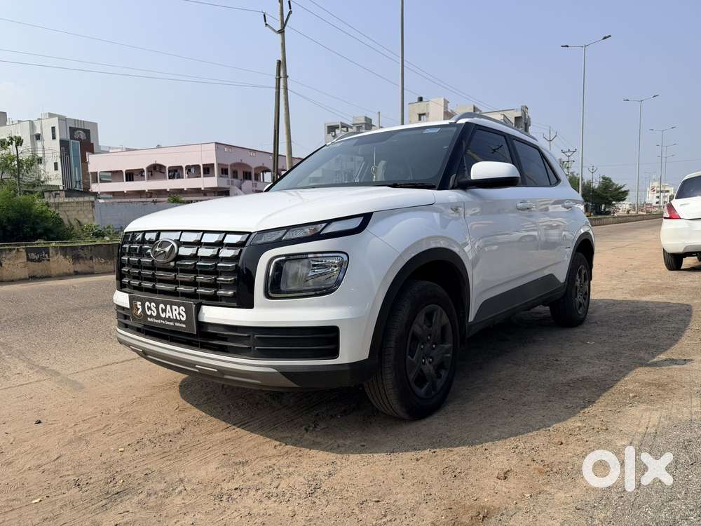 Hyundai Venue 1.2 S (o), 2025, Petrol