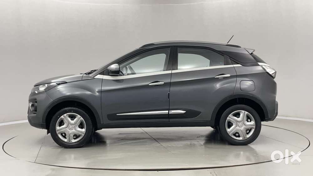 Tata Nexon 1.2 Revotron Xm (s), 2022, Cng & Hybrids