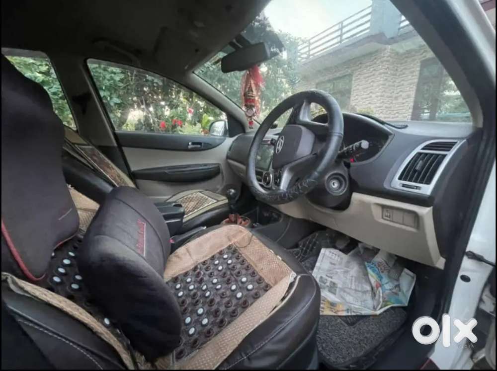 Hyundai I20 Petrol Manual 2016