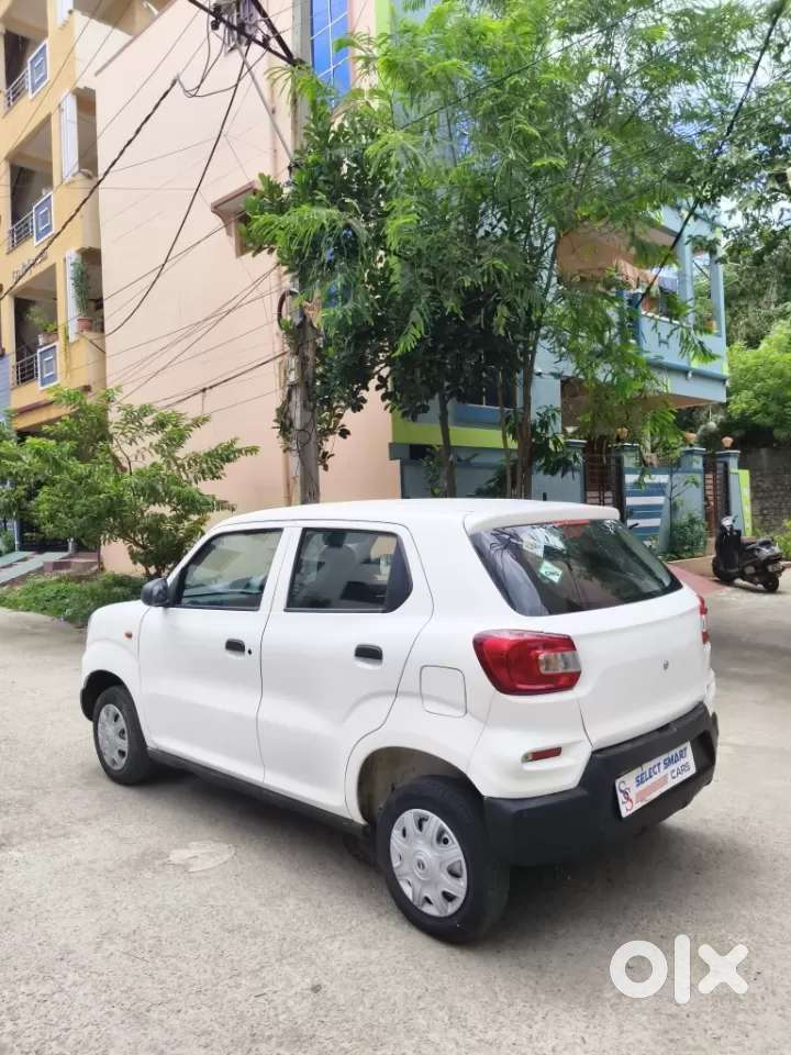 Maruti Suzuki S-presso Lxi, 2022, Petrol