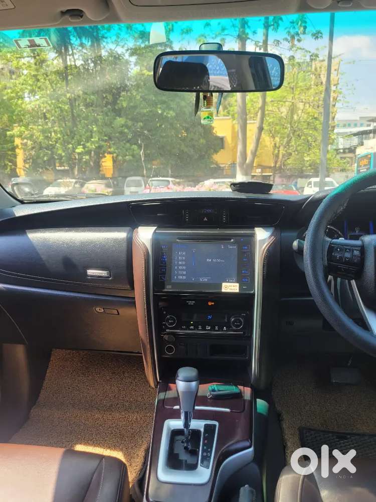 Toyota Fortuner 2017 Diesel 69000 Km Driven Automatic