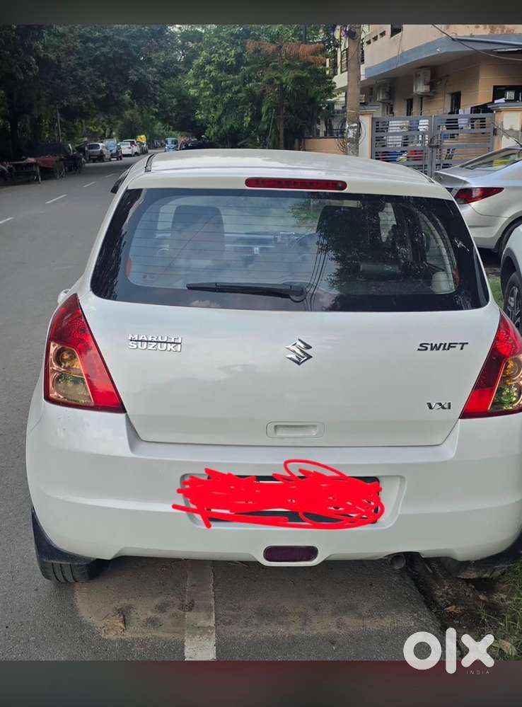 Swift Petrol Manual 2011