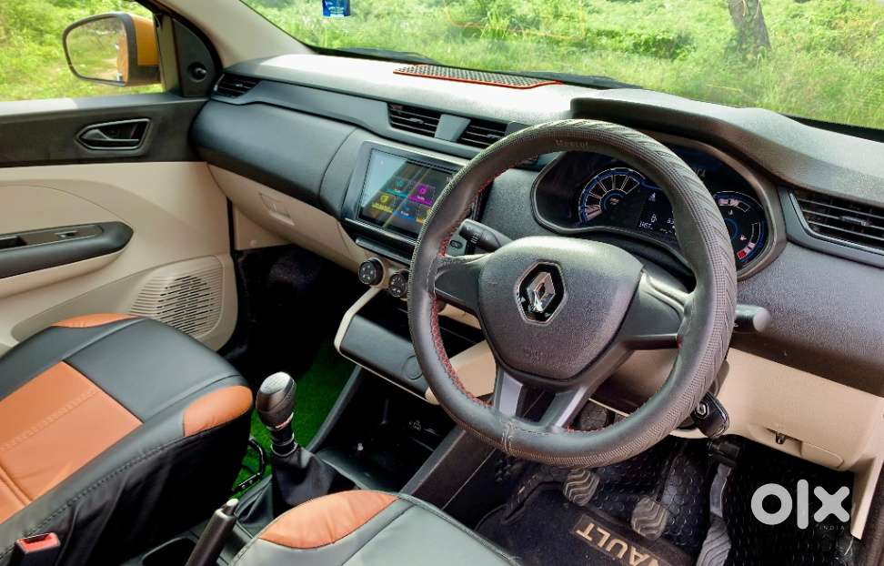 Renault Triber Rxl, 2025, Petrol