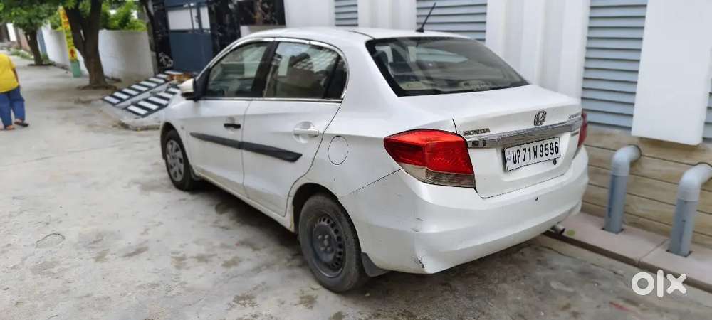 Honda Amaze 2nd Gen 2015 Diesel 110000 Km Driven