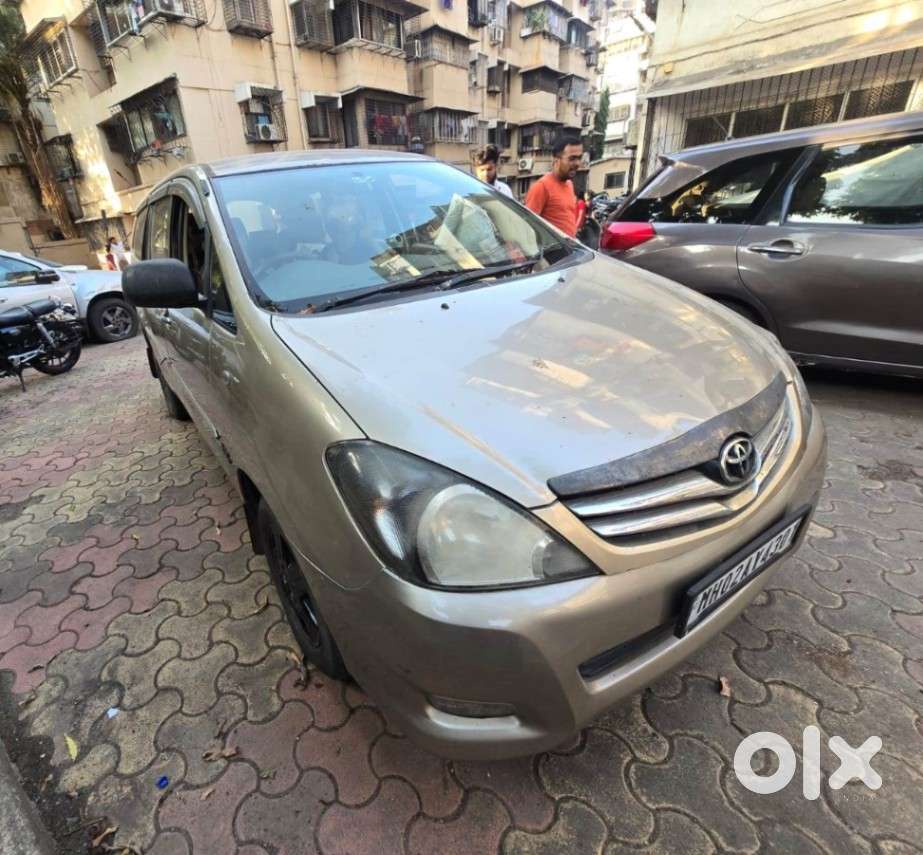 Toyota Innova 2004-2011 2.5 V Diesel 7-seater, 2007, Diesel