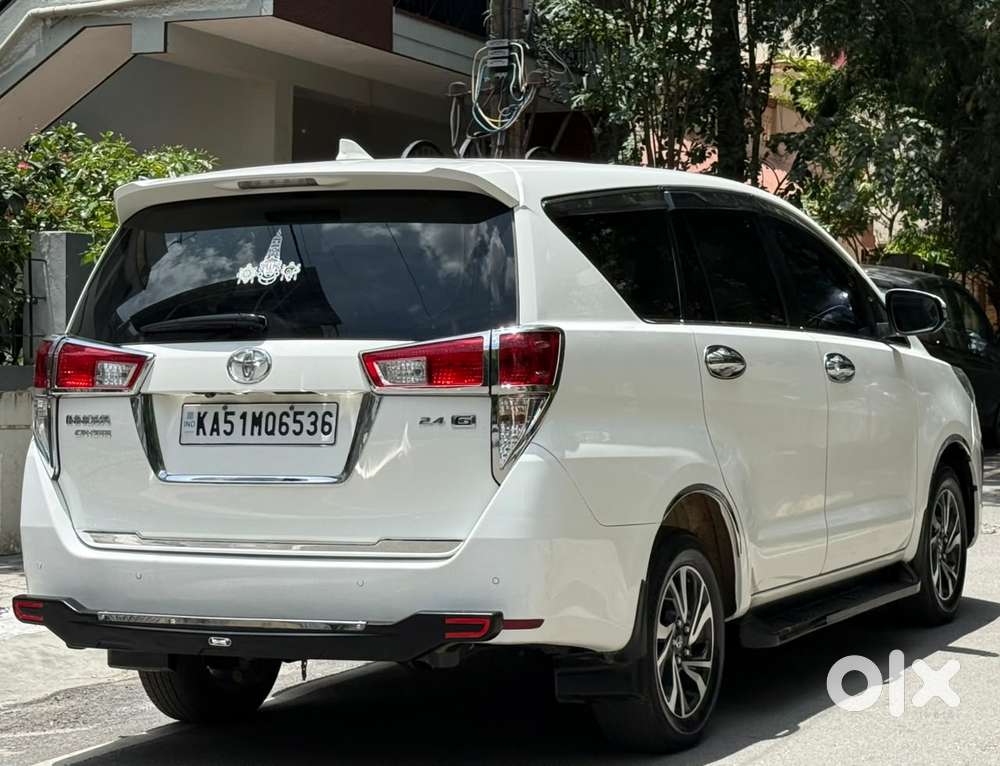 Toyota Innova Crysta 2.4 G Mt 7 Str, 2021, Diesel