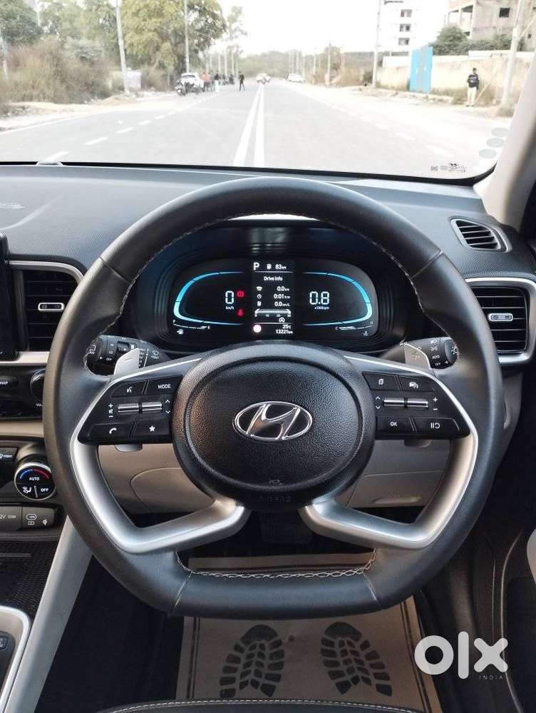 Hyundai Venue 1.0 Sx (o) Turbo Dct, 2023, Petrol