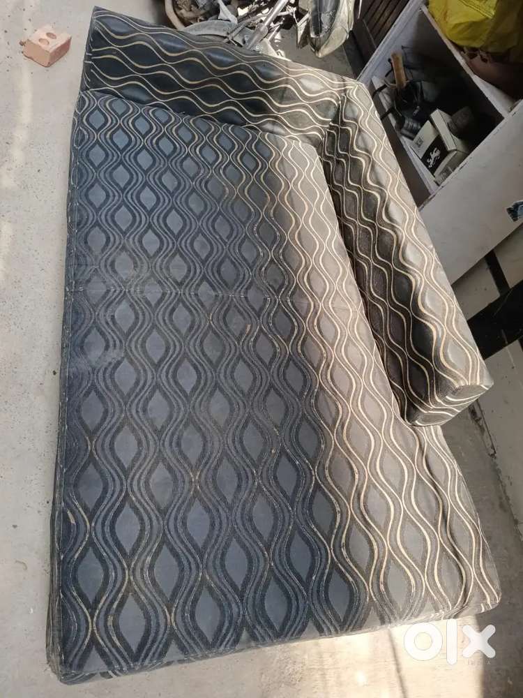 sofa come bed one side