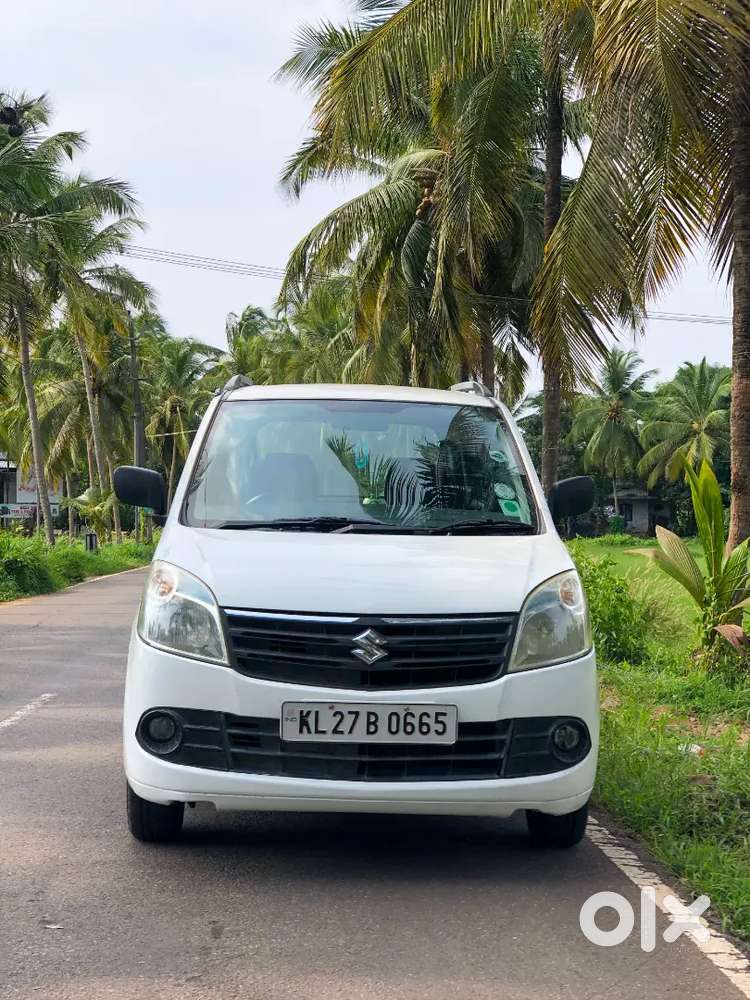 Showroom Condition Wagonr Lxi White