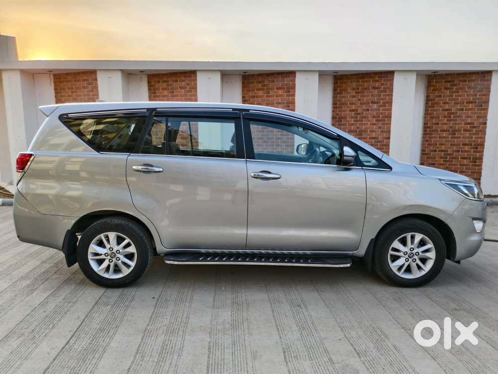 Toyota Innova Crysta 2.4 G Mt 8s, 2018, Diesel