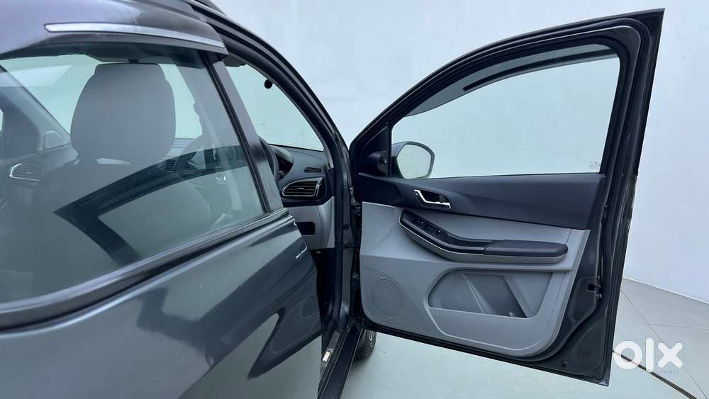 Tata Tiago Xza Plus, 2021, Petrol