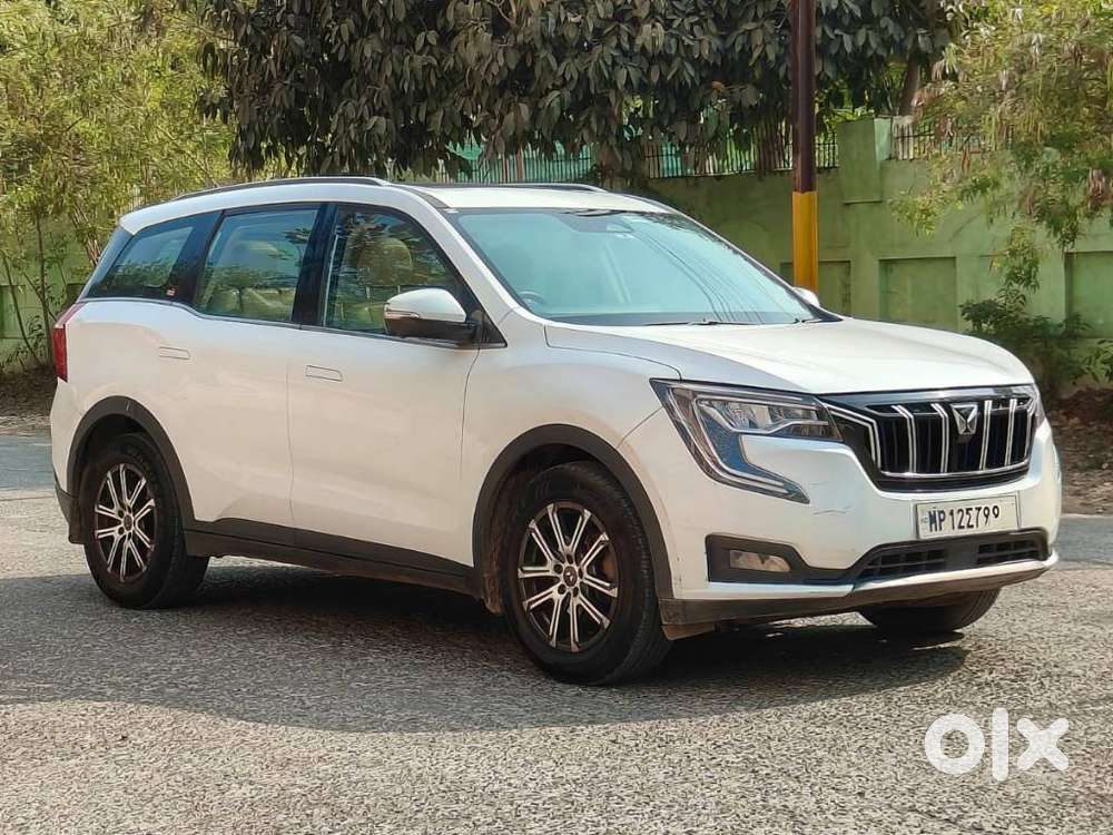 Mahindra Xuv700 2.2 Ax 7 Diesel At Str, 2022, Diesel