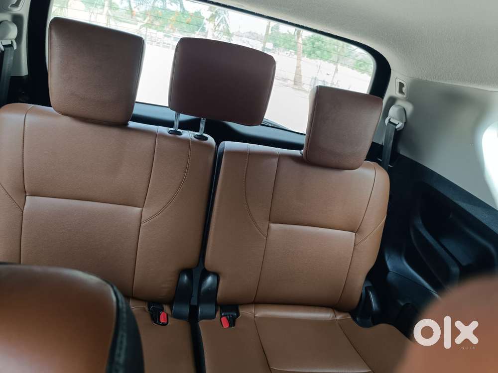 Toyota Innova Crysta 2.8z Automatic, 2016, Diesel