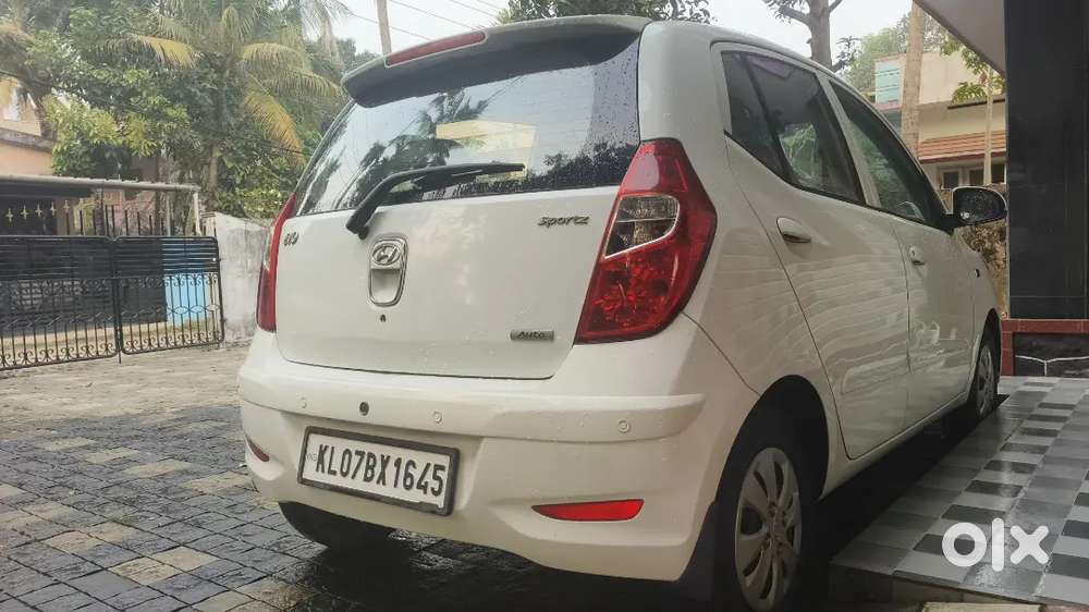 Lady Driven Hyundai I10 2013 Petrol 39510 Km  Automatic